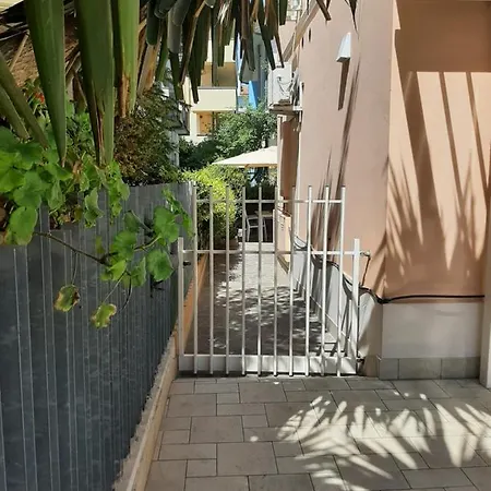 Open Space A 5 Minuti Dalla Di Rimini! - Homeunity * ريميني