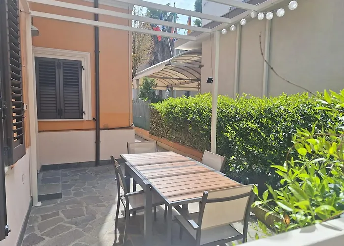 Open Space A 5 Minuti Dalla Di Rimini! - Homeunity * Римини