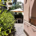 Apartman Open Space A 5 Minuti Dalla Di Rimini! - Homeunity